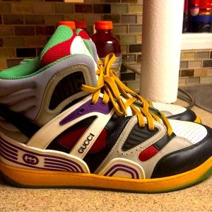 Gucci sneakers pre owned. Great condition. 9 out of 10